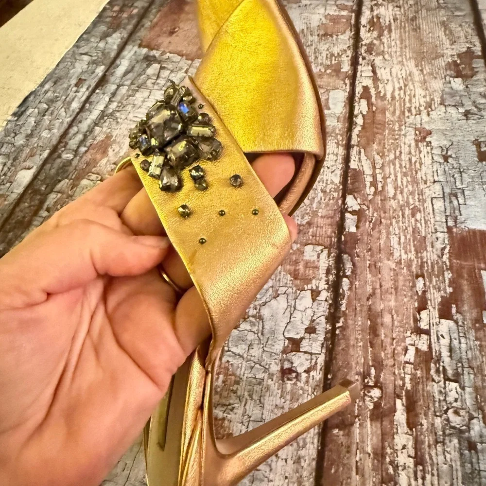 Louise et Cie Gold Bronze  Embellished Heels 👠 so pretty